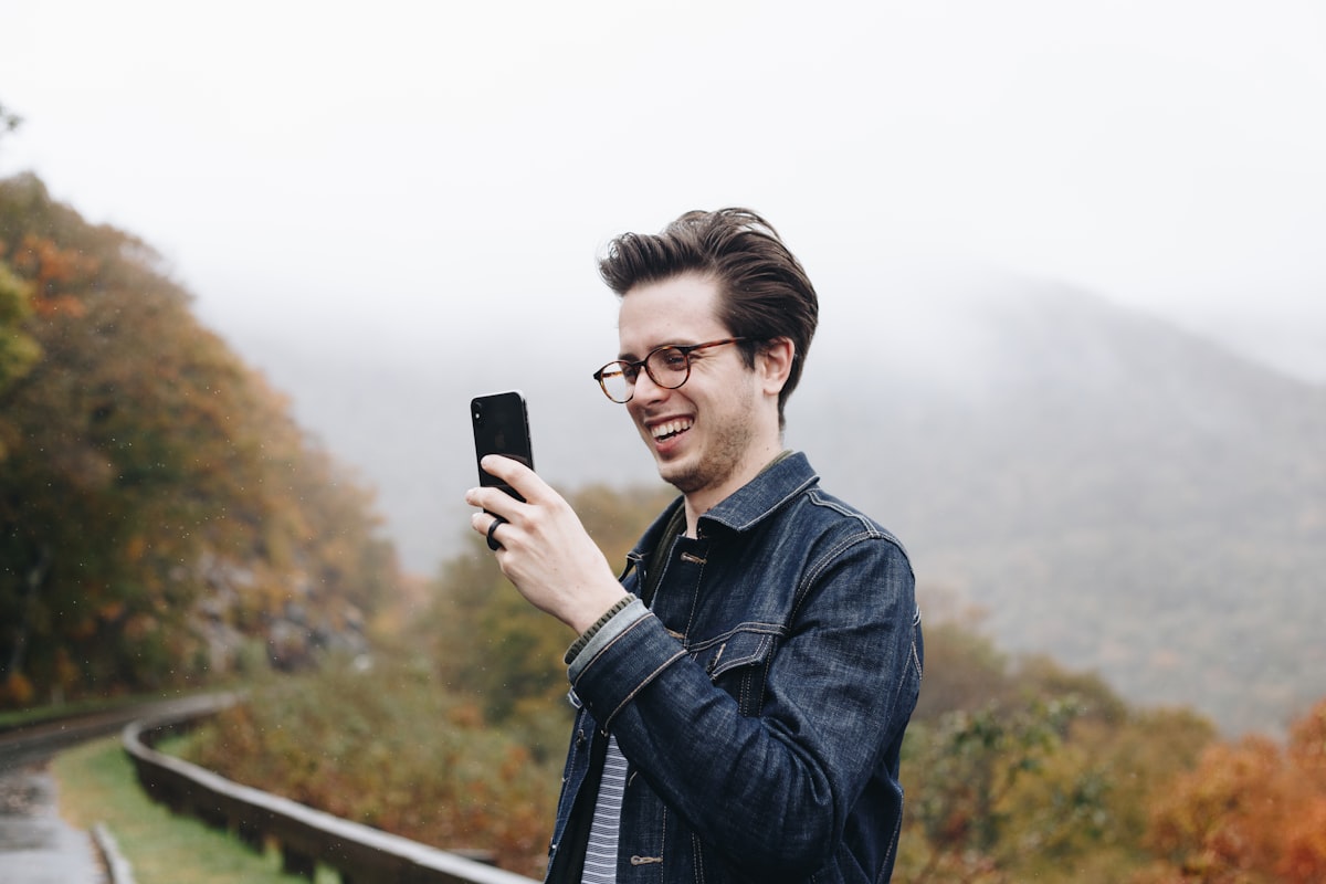 Como criar um perfil irresistĂvel no Fumy: 15 dicas para conseguir mais matches e iniciar conversas